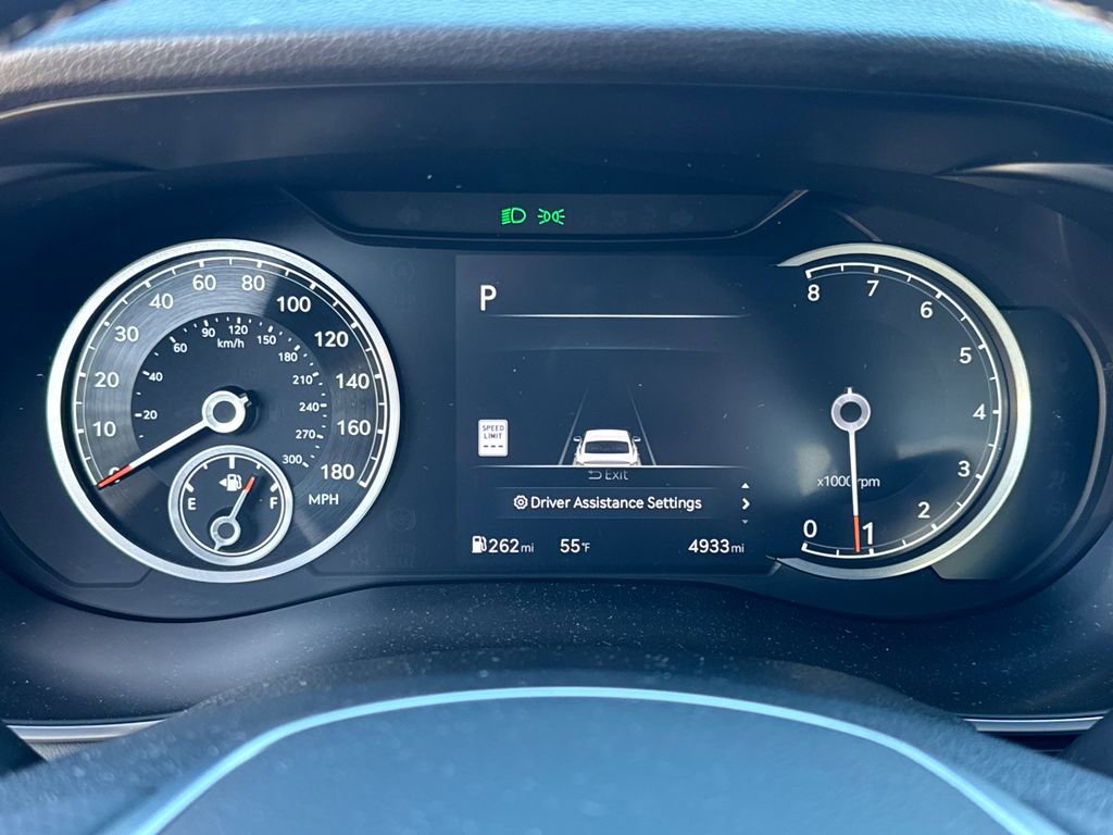 2025 Genesis G70 2.5T