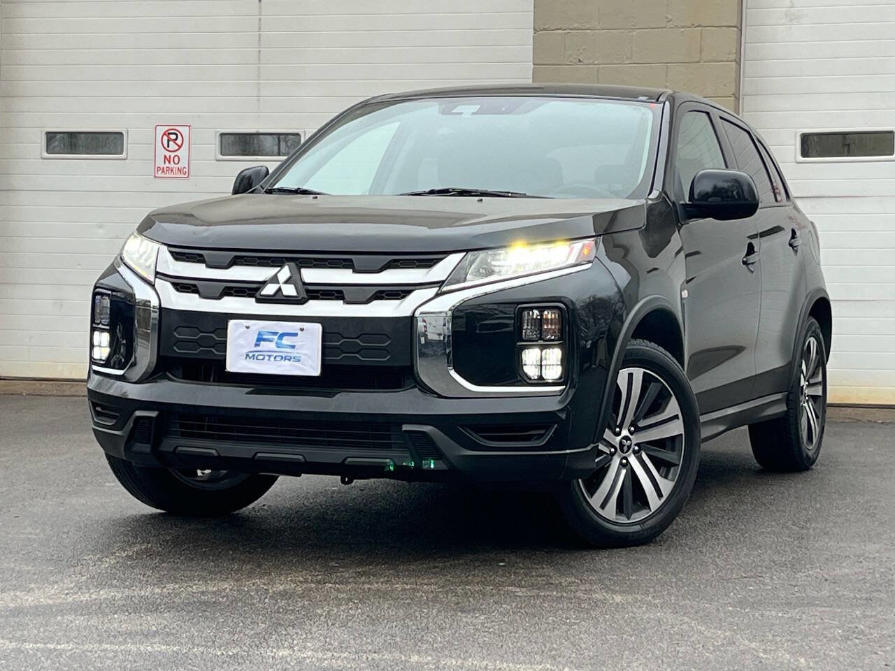 2021 Mitsubishi Outlander Sport 2.0 ES AWC CVT's photo
