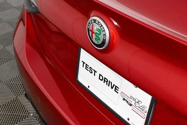 2025 Alfa Romeo Giulia