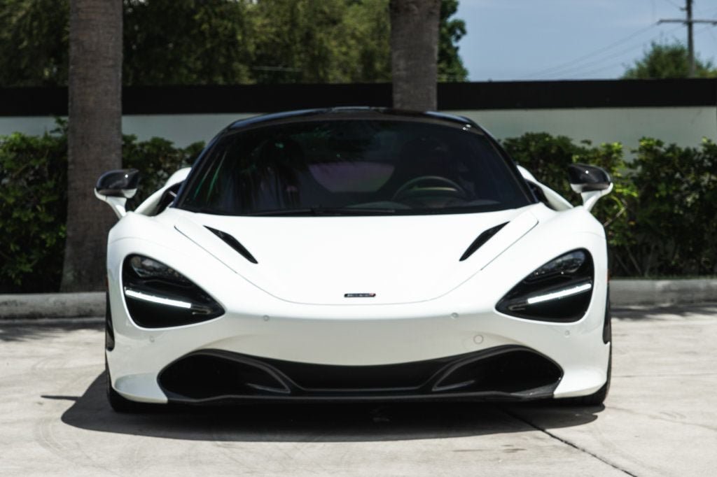 Used 2018 McLaren 720S Performance photo 10