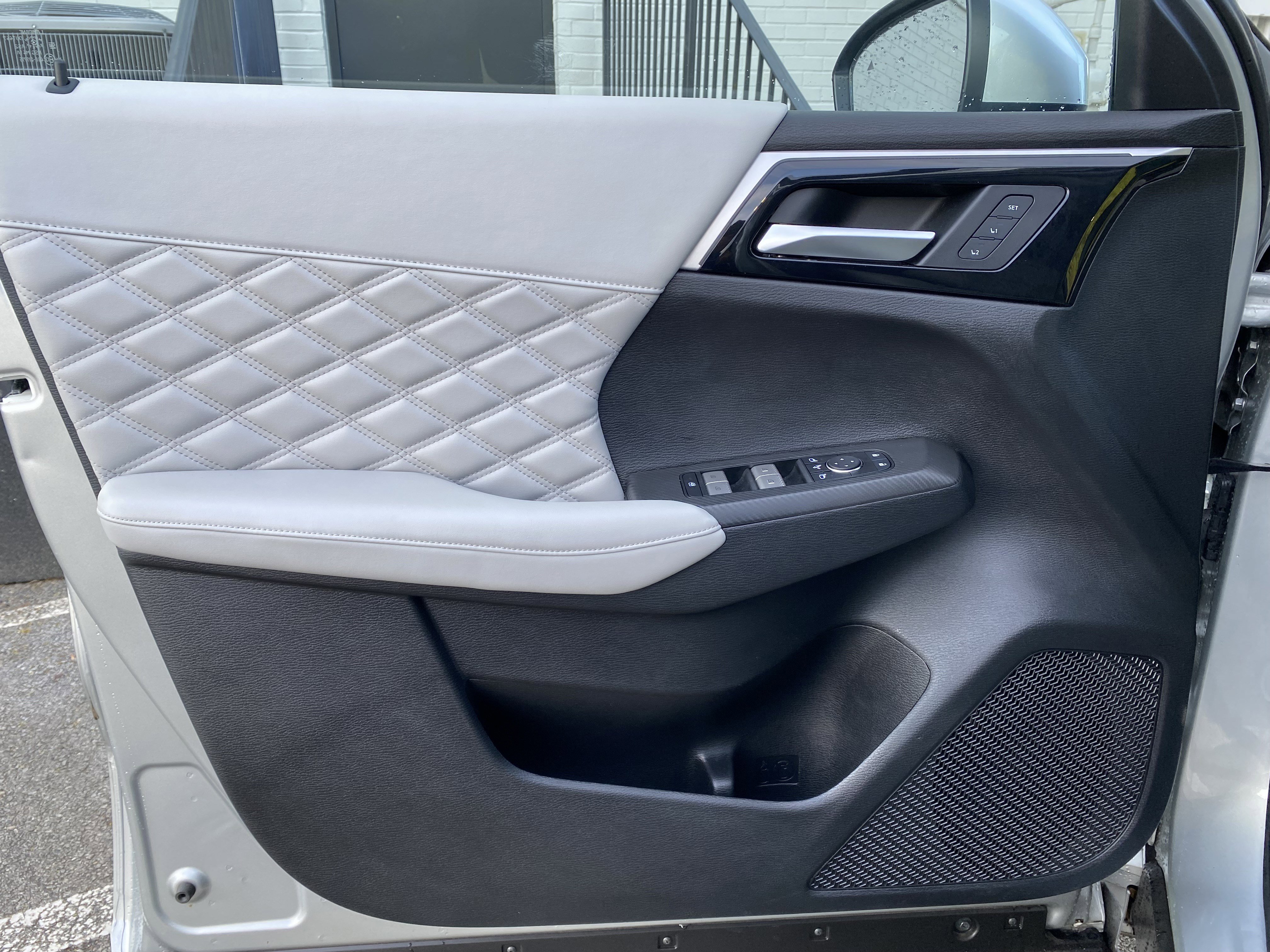 2024 Mitsubishi Outlander 4WD Plug-In Hybrid