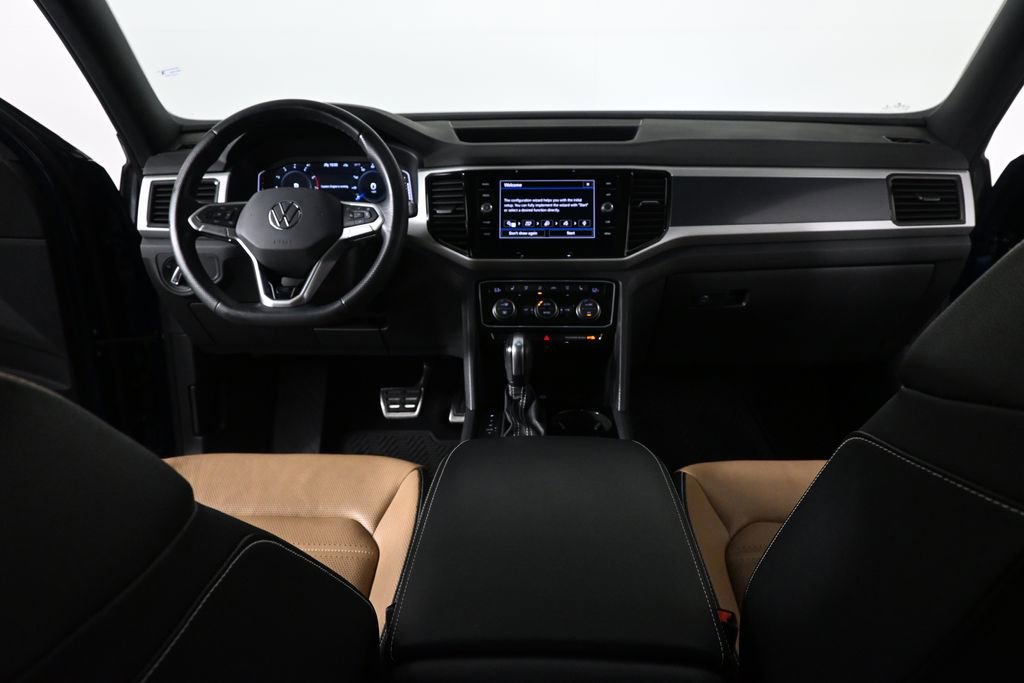 2022 Volkswagen Atlas Cross Sport SEL Premium R-Line