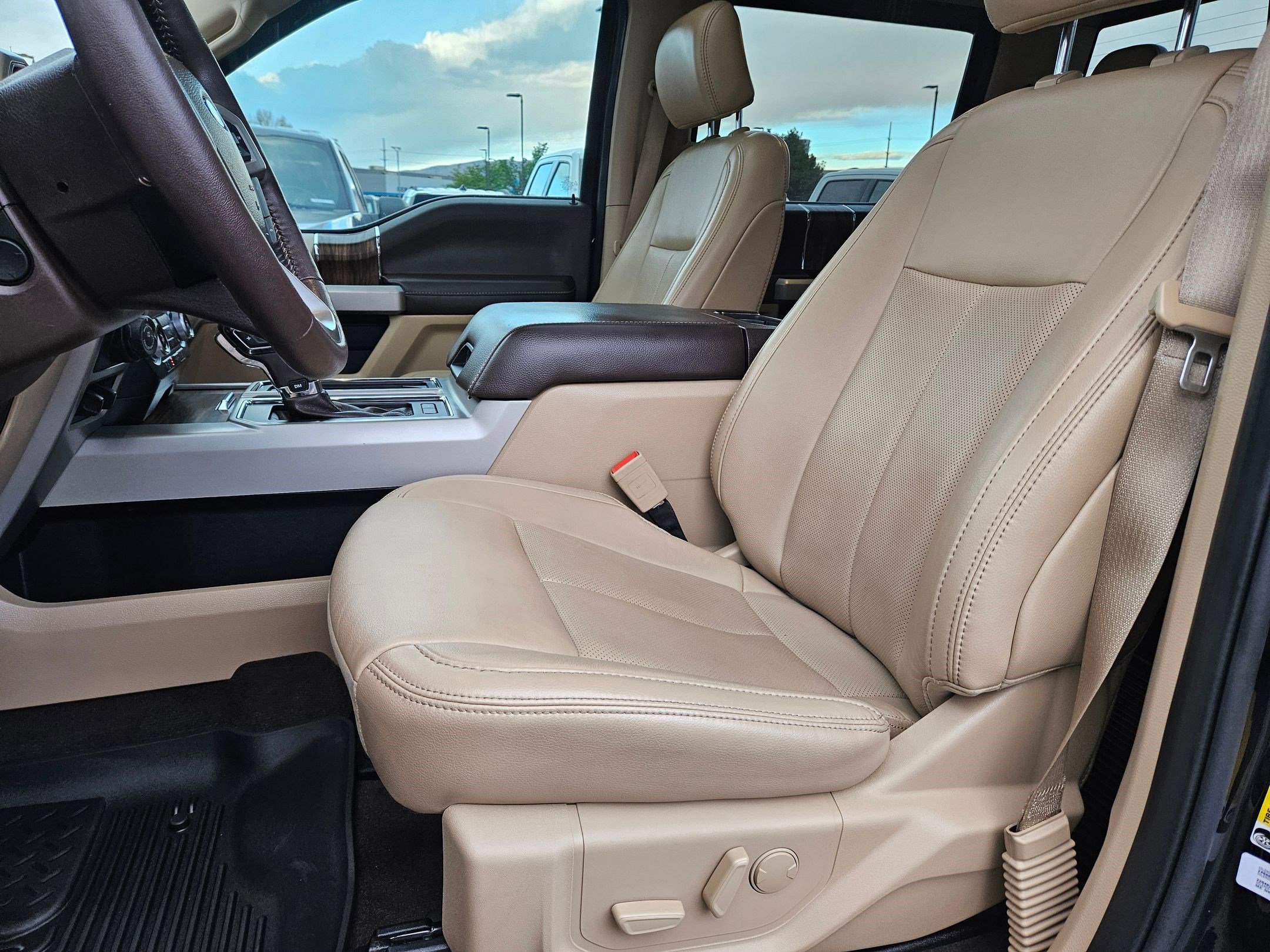 2019 Ford F150 Lariat