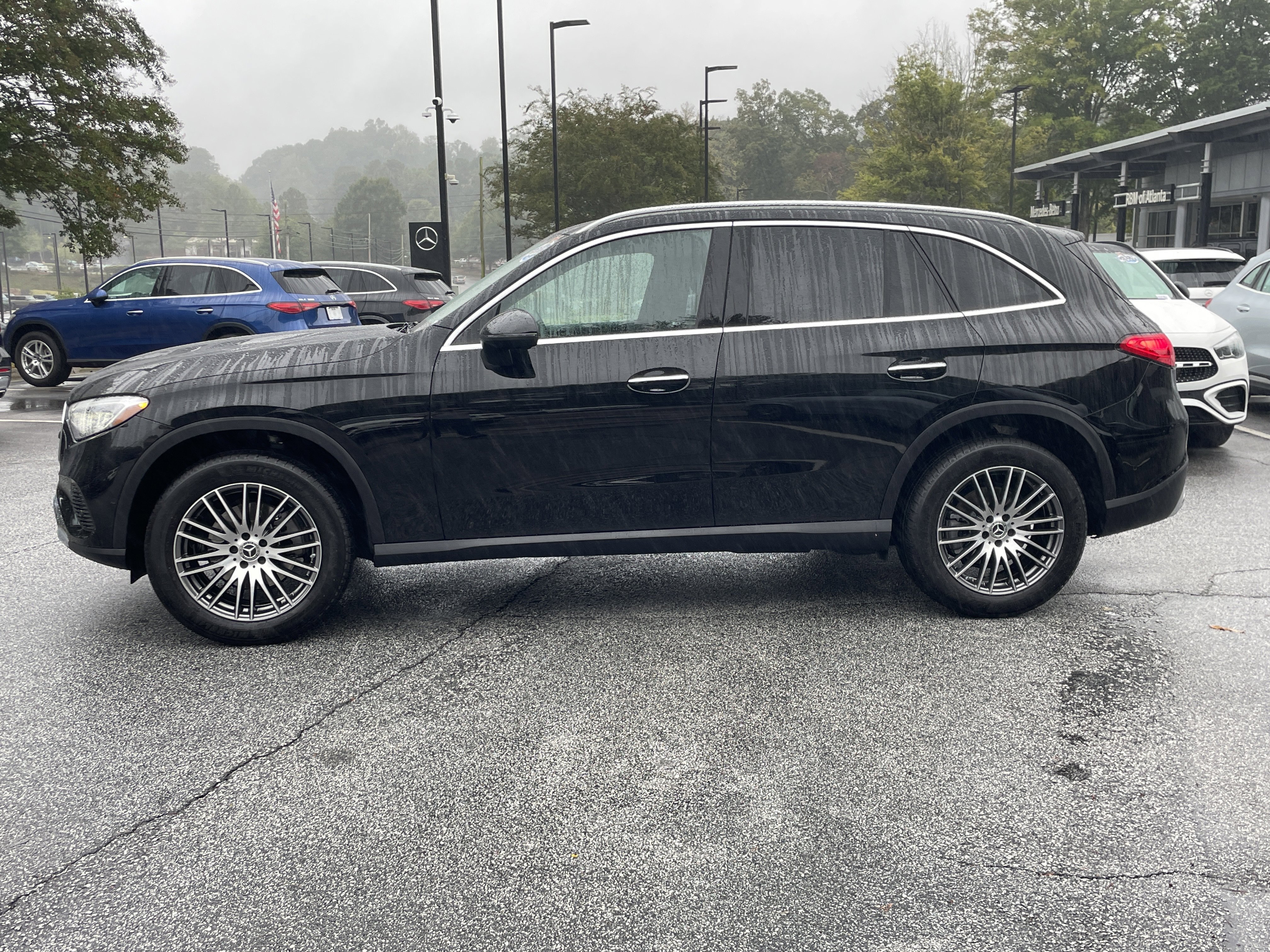 2025 Mercedes-Benz GLC 300 4MATIC
