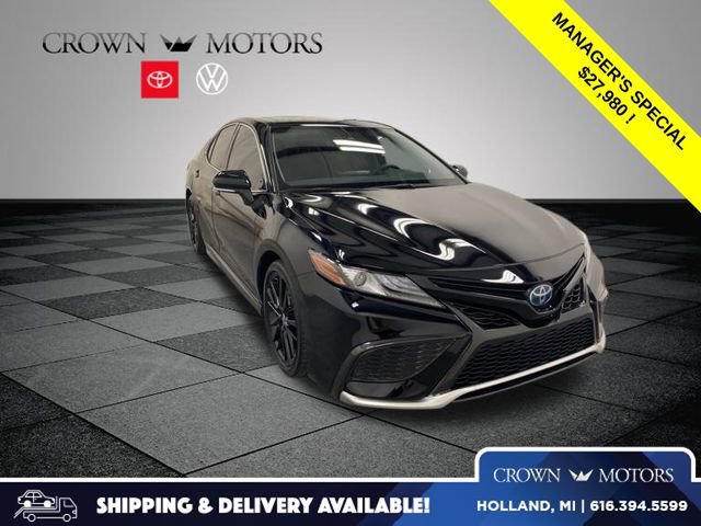 2023 Toyota Camry Hybrid XSE