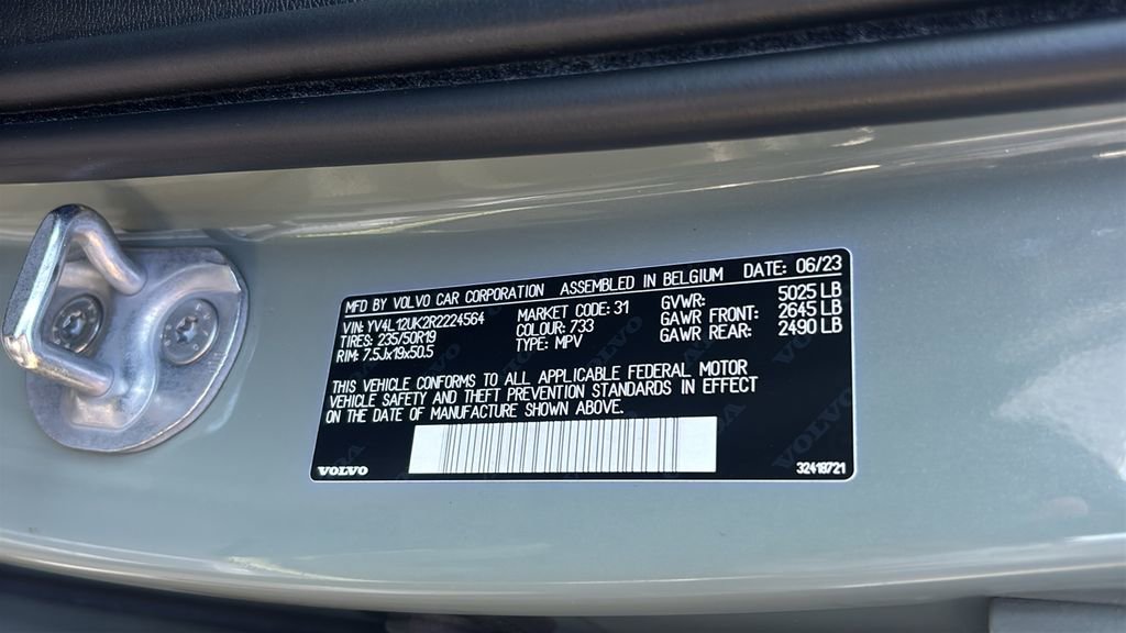 2024 Volvo Xc40 B5 Core