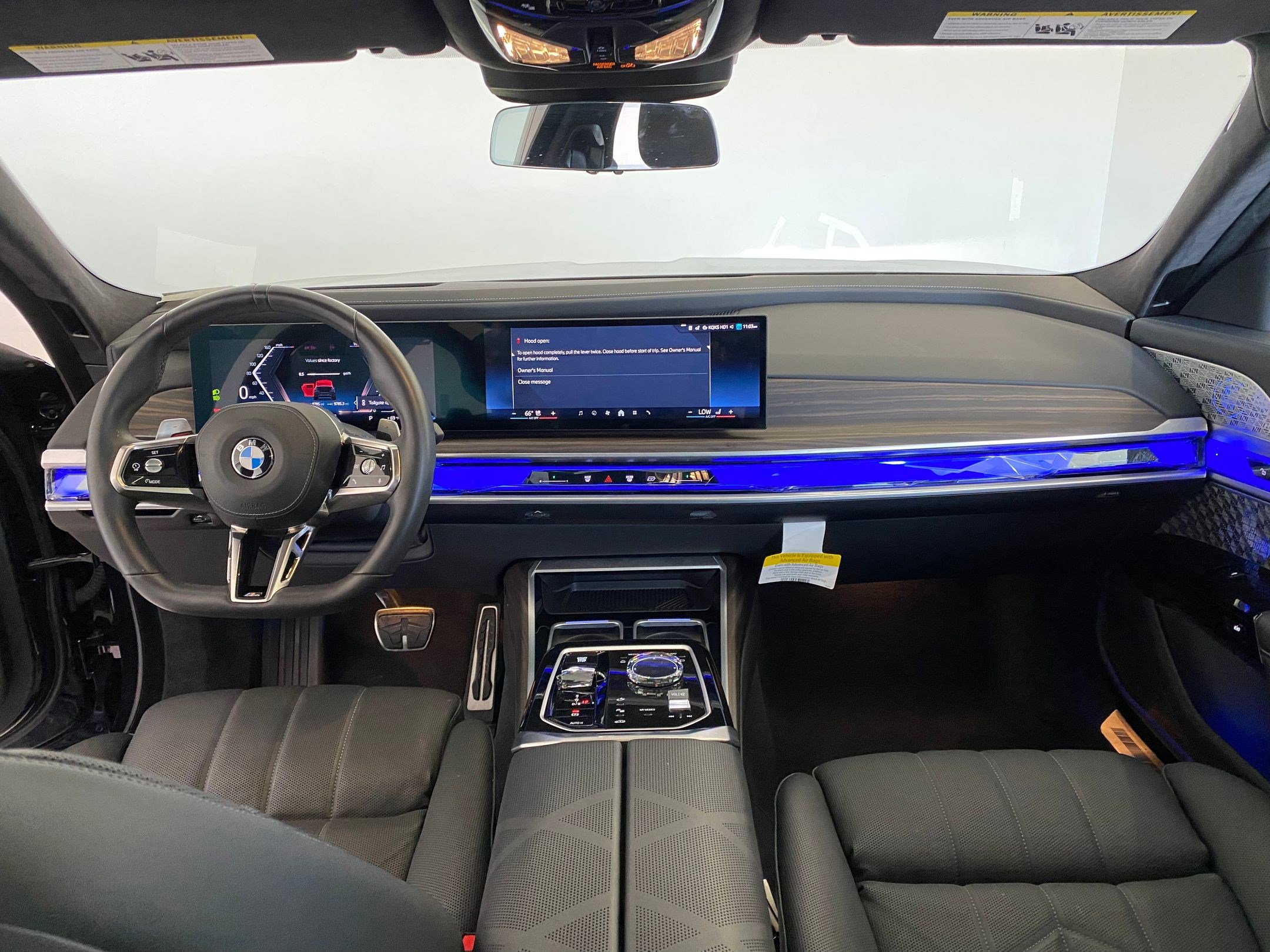 2025 BMW 760i xDrive