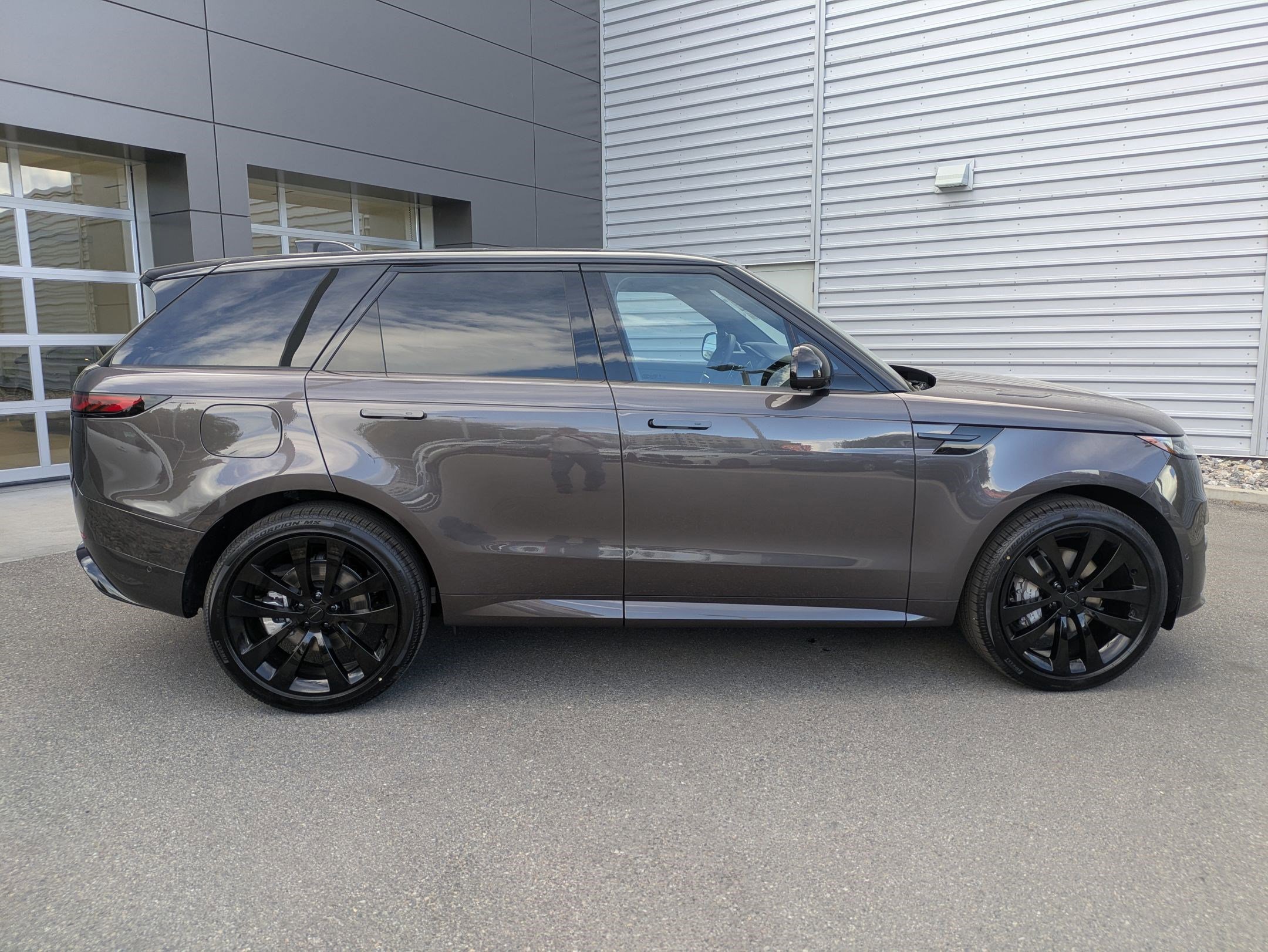 2026 Land Rover Range Rover Sport Dynamic SE