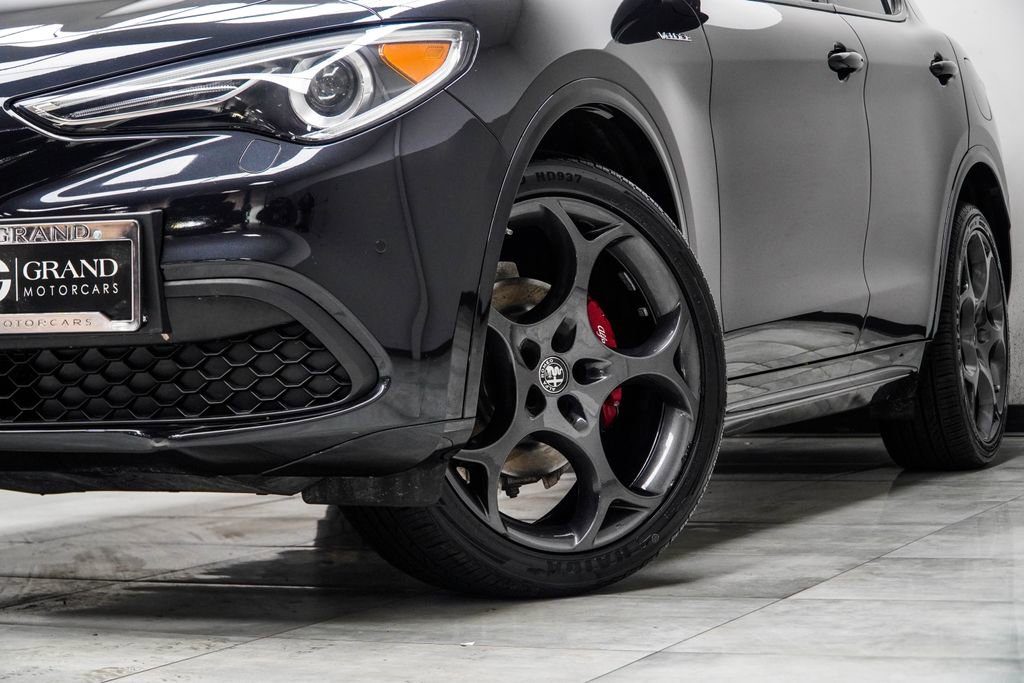 2023 Alfa Romeo Stelvio Veloce