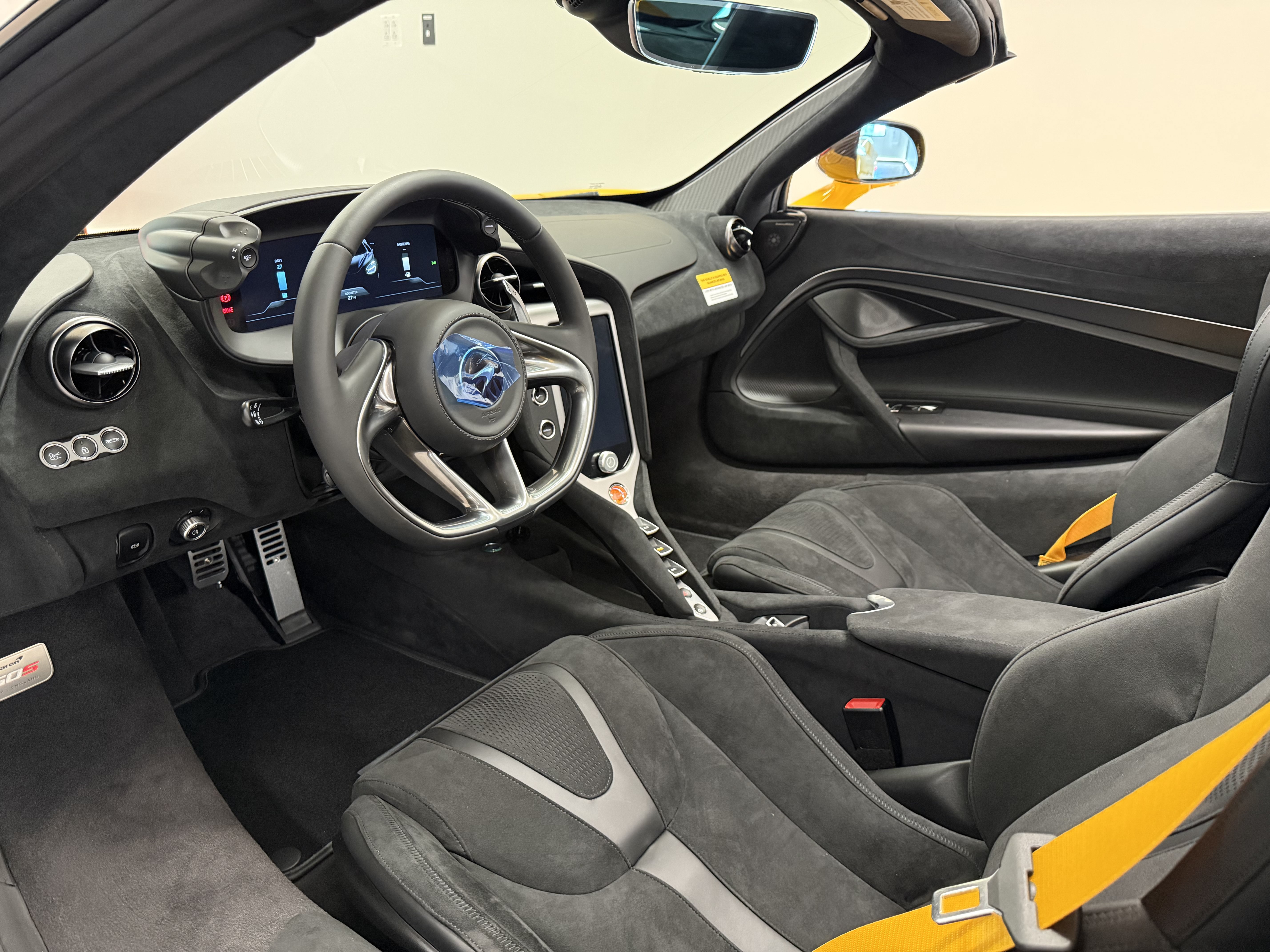 New 2027 McLaren 750S Spider photo 16