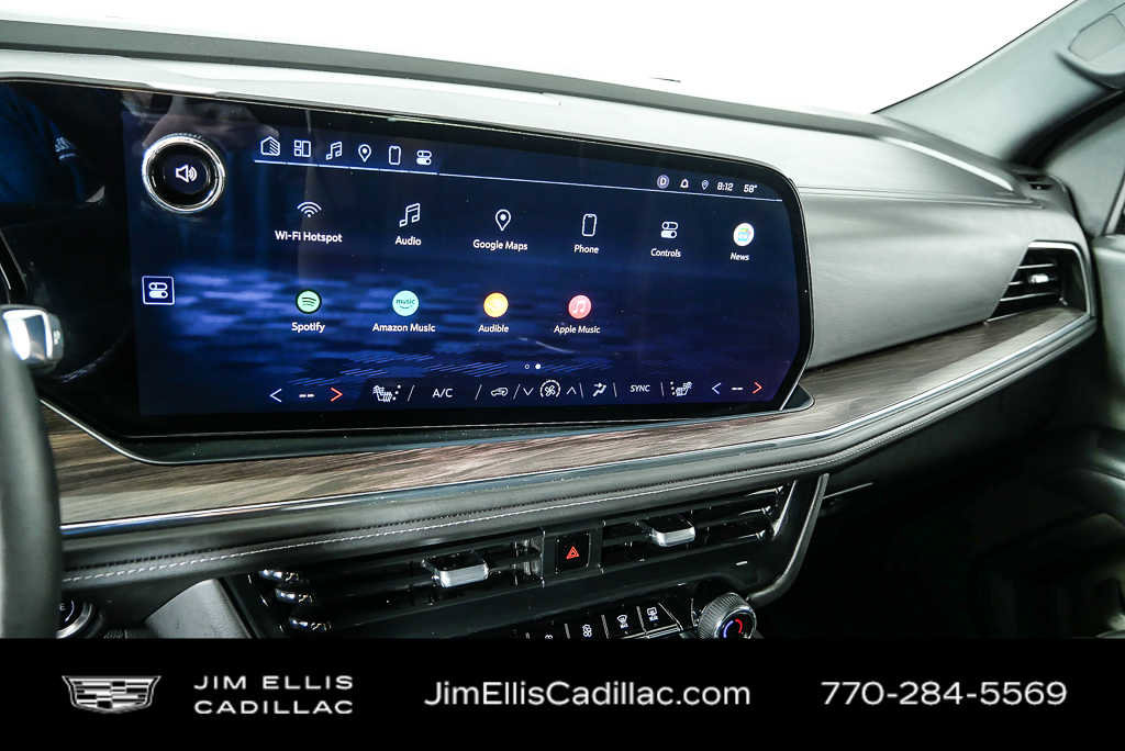 2025 Chevrolet Suburban LT