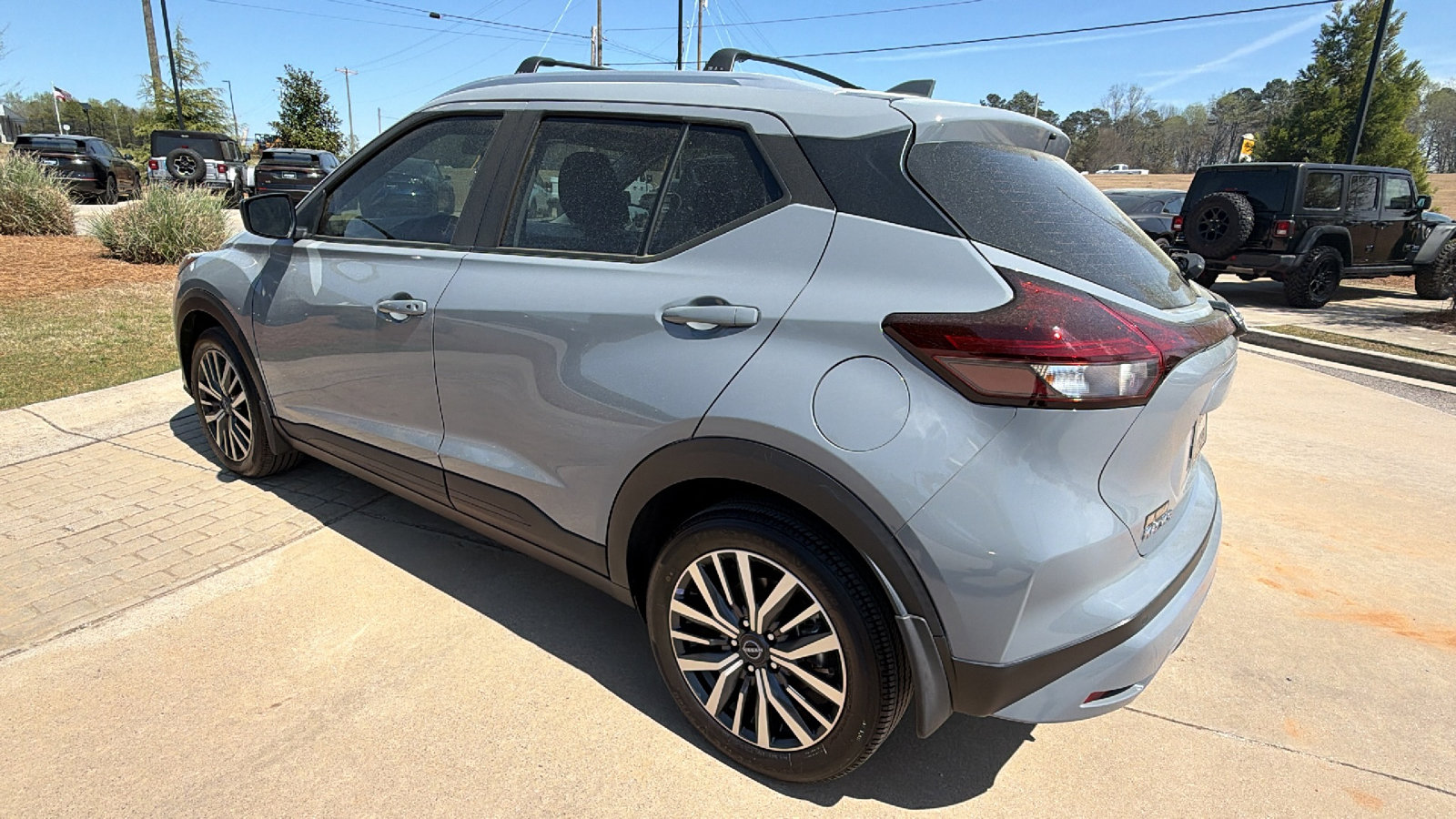 2024 Nissan Kicks SV