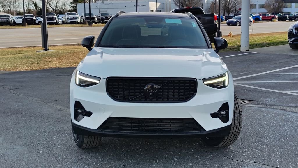 2026 Volvo Xc40 B5 Ultra