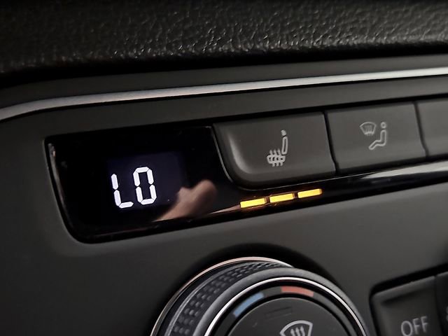 2020 Volkswagen Atlas Cross Sport SE