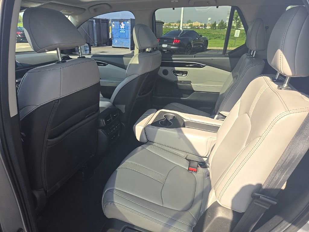2024 Honda Pilot Touring
