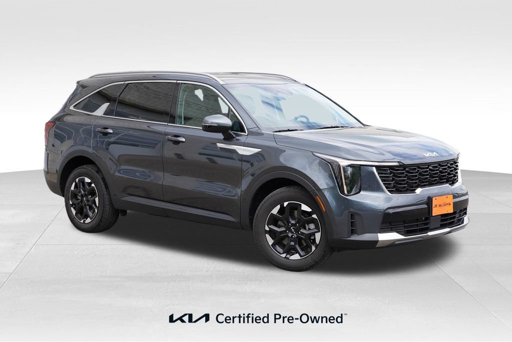 Certified 2024 Kia Sorento S w/ Panoramic Sunroof Package