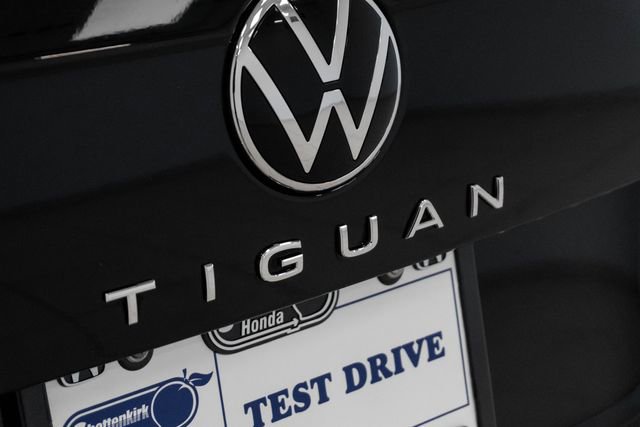 2022 Volkswagen Tiguan SE R-Line