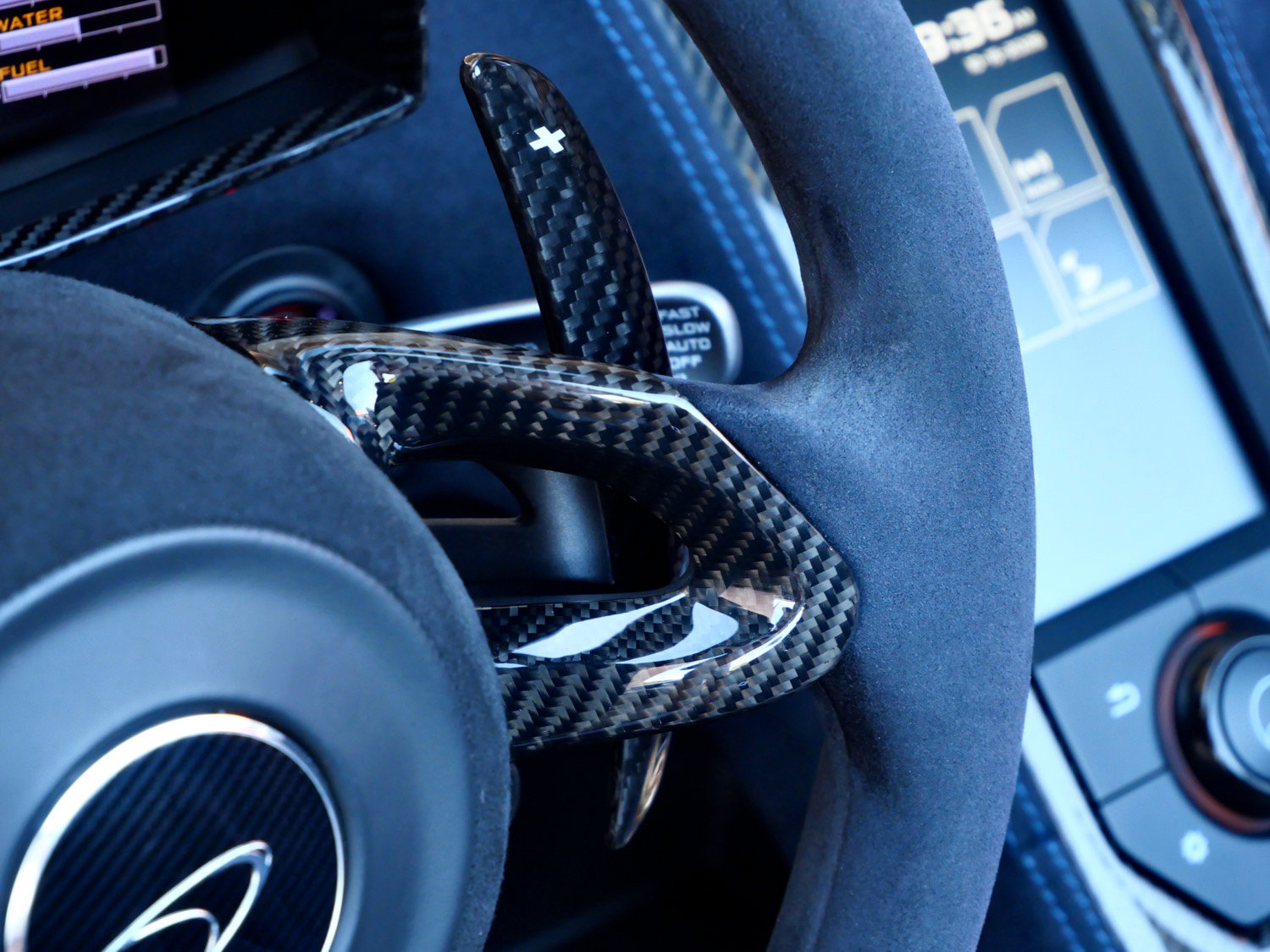 Used 2016 McLaren 675LT Spider photo 12