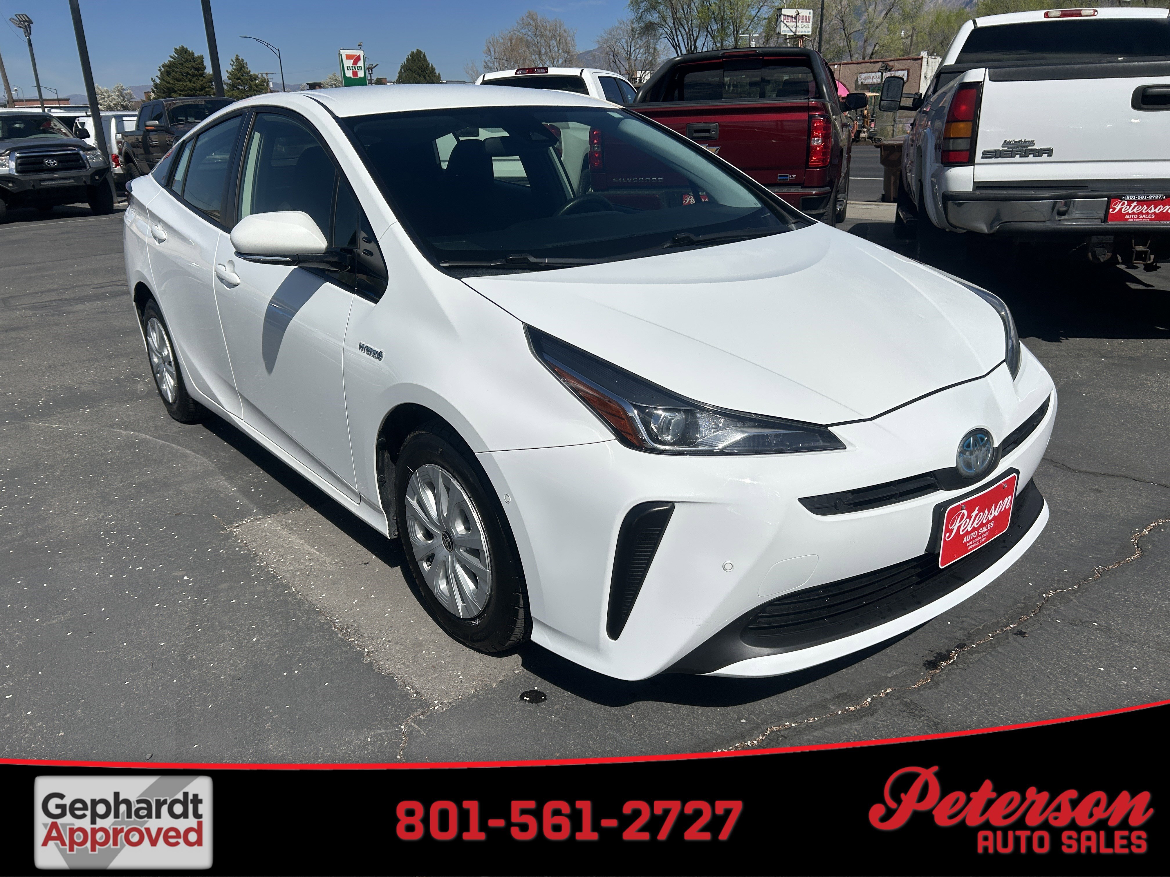 2019 Toyota Prius LE