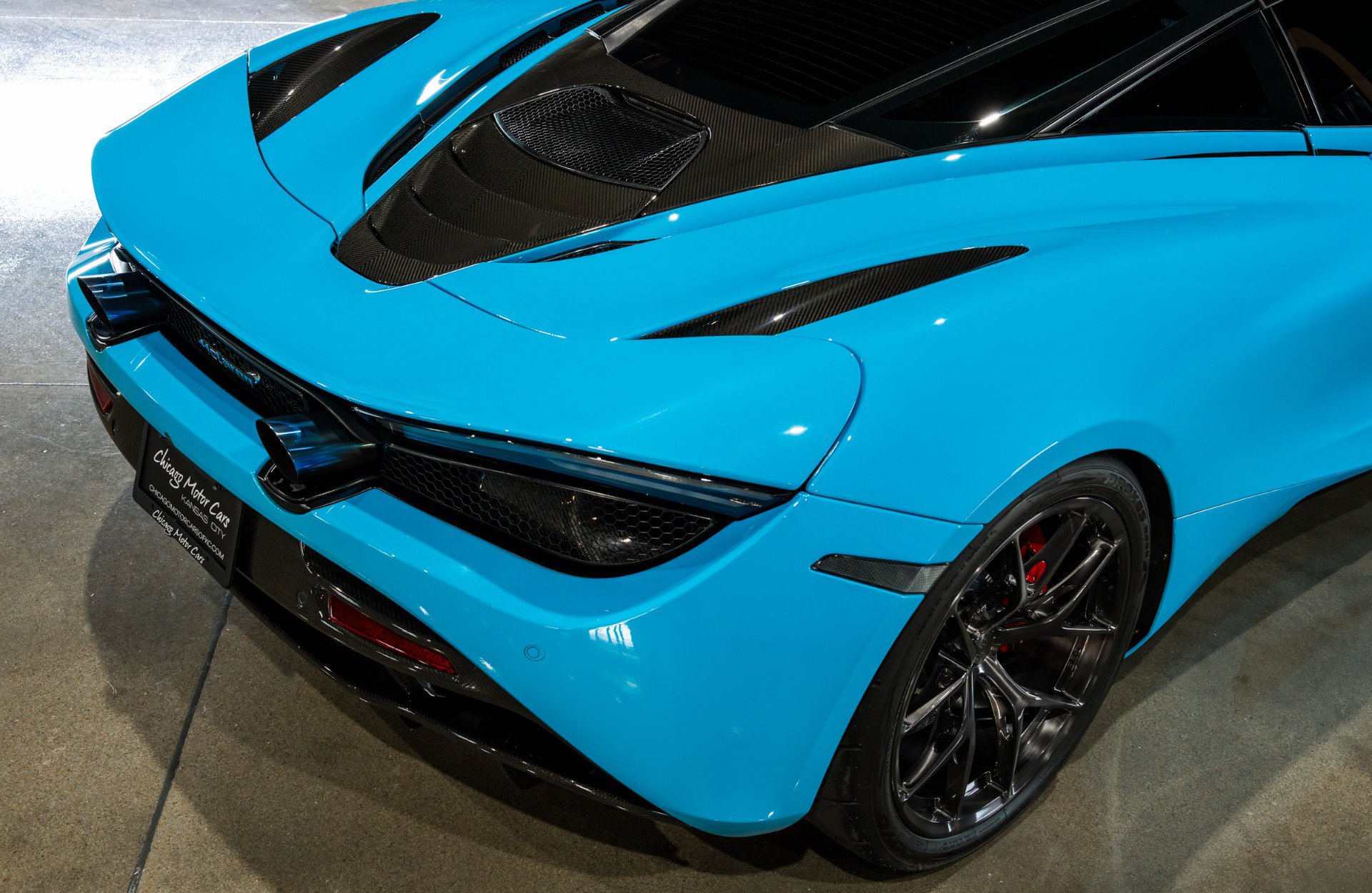 Used 2018 McLaren 720S Performance photo 43