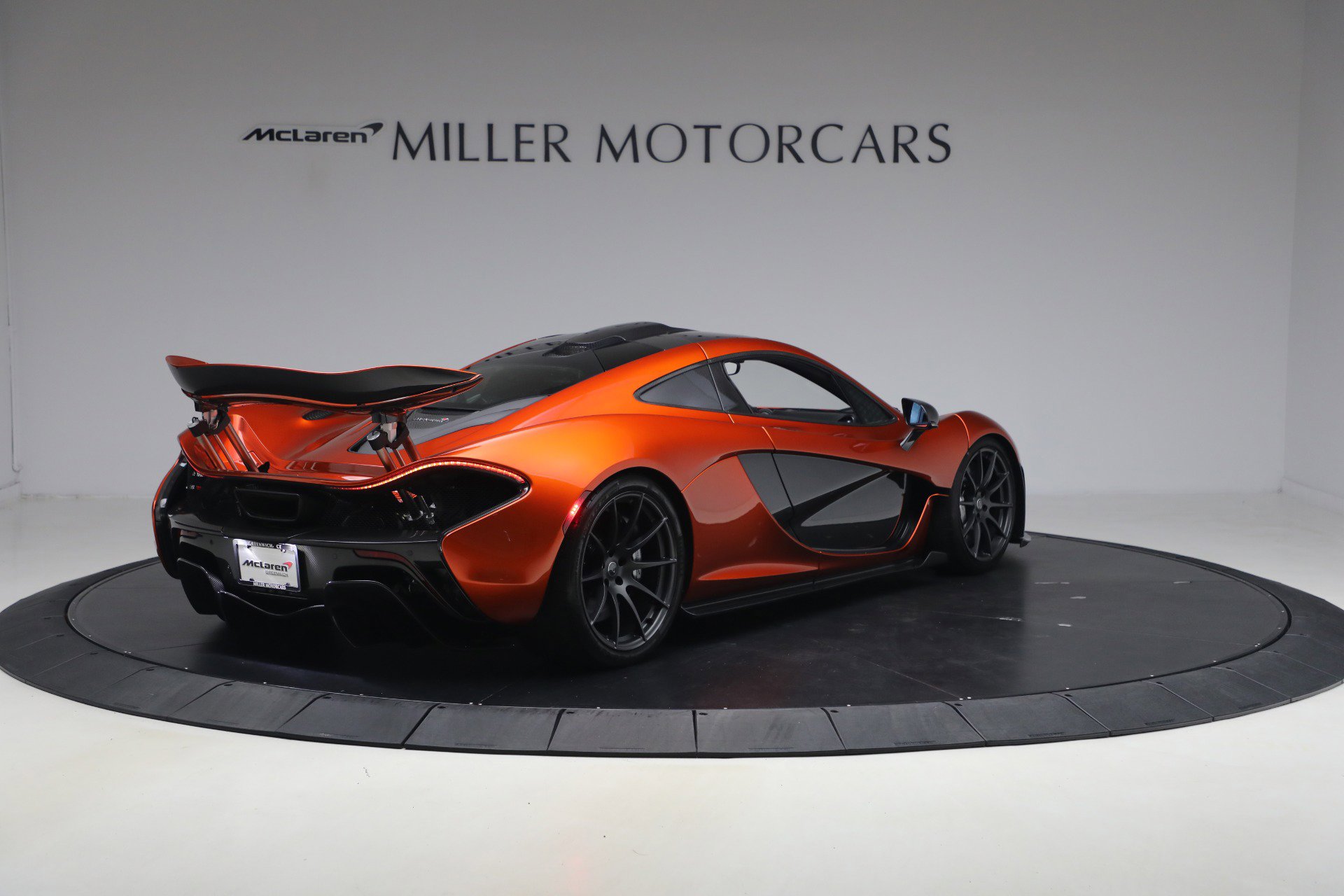 Used 2015 McLaren P1 photo 7
