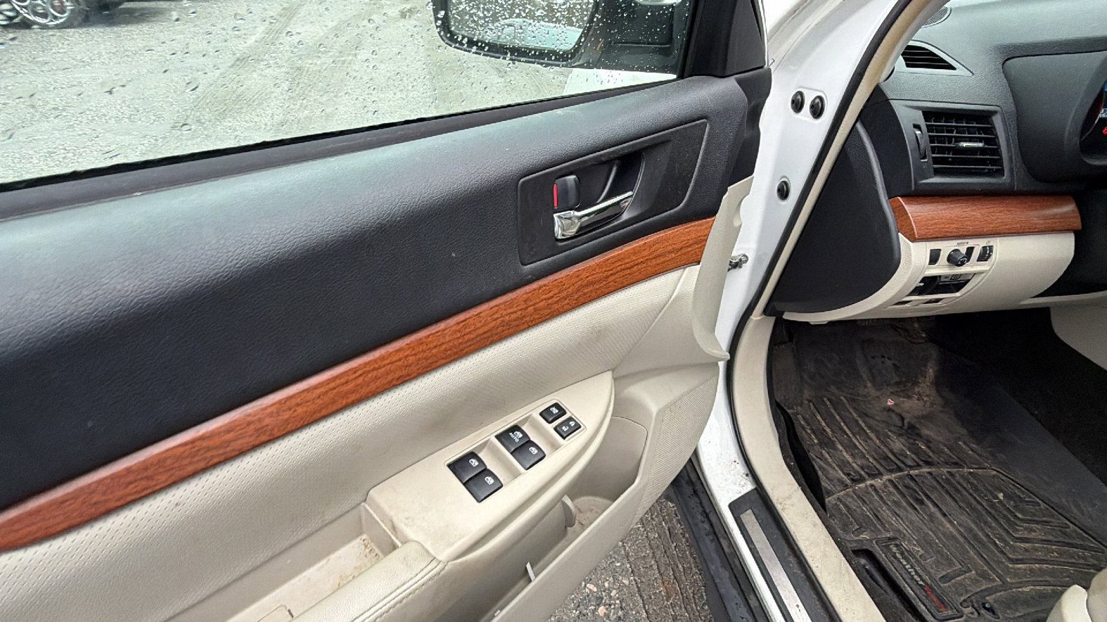 2013 Subaru Outback 2.5i Limited