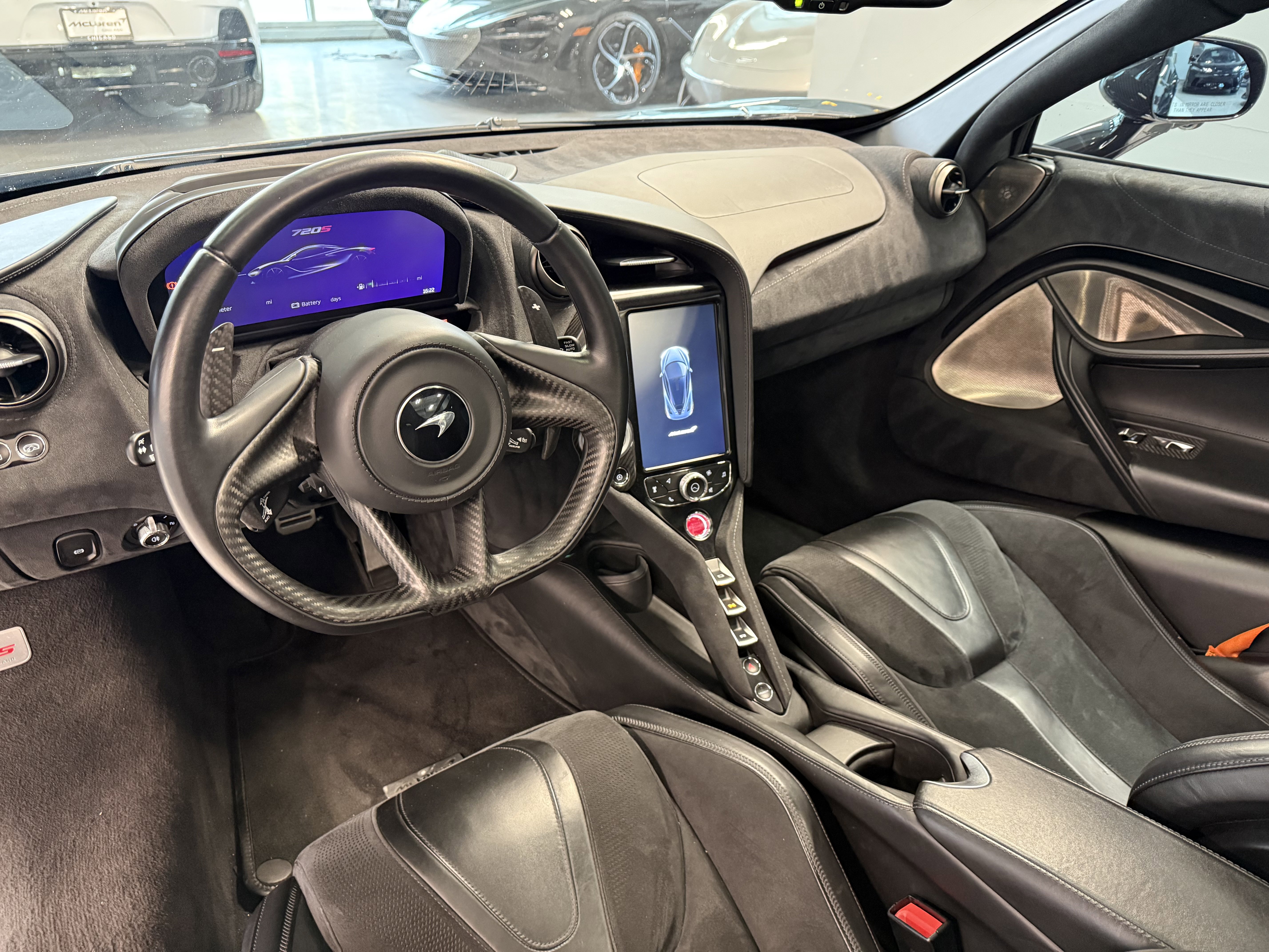 Used 2019 McLaren 720S photo 16