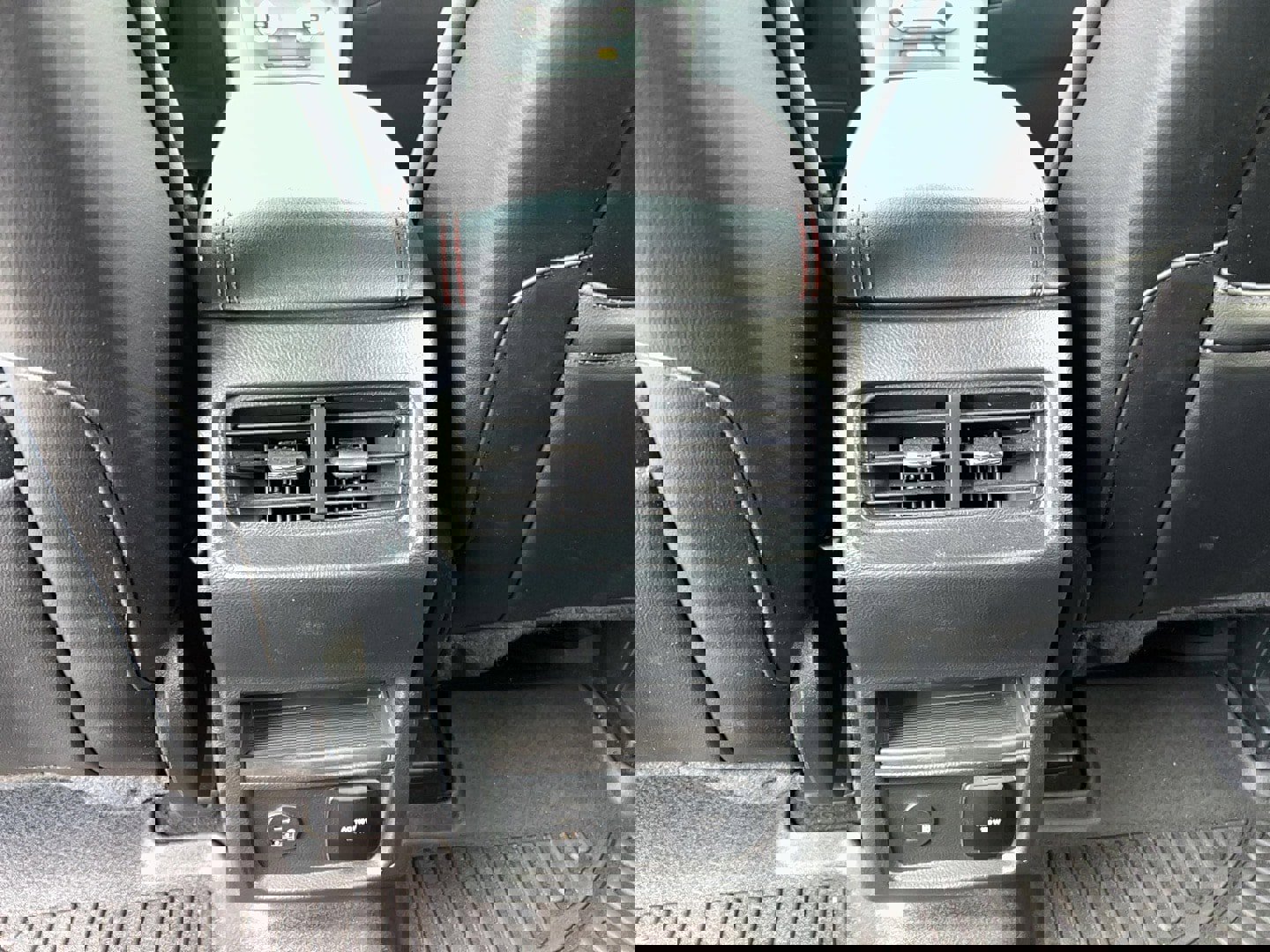 2022 Ford Edge ST-Line