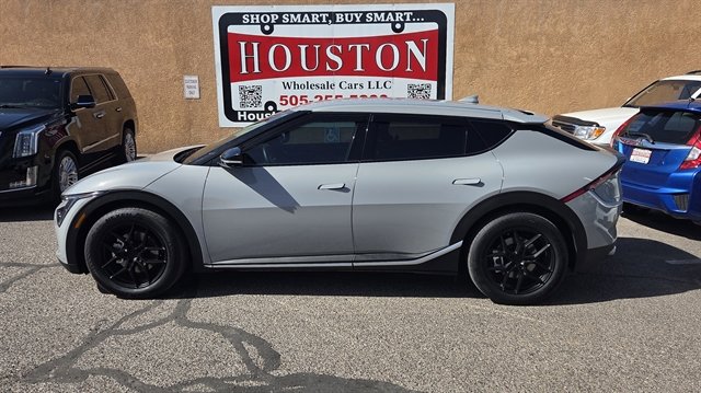 Used 2025 Kia EV6 Light