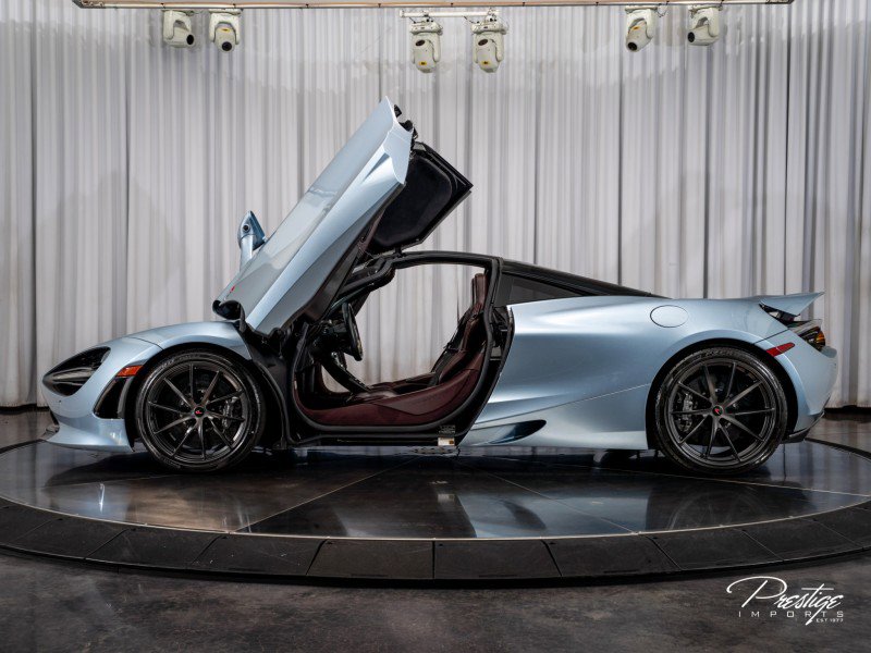 Used 2018 McLaren 720S Luxury photo 10