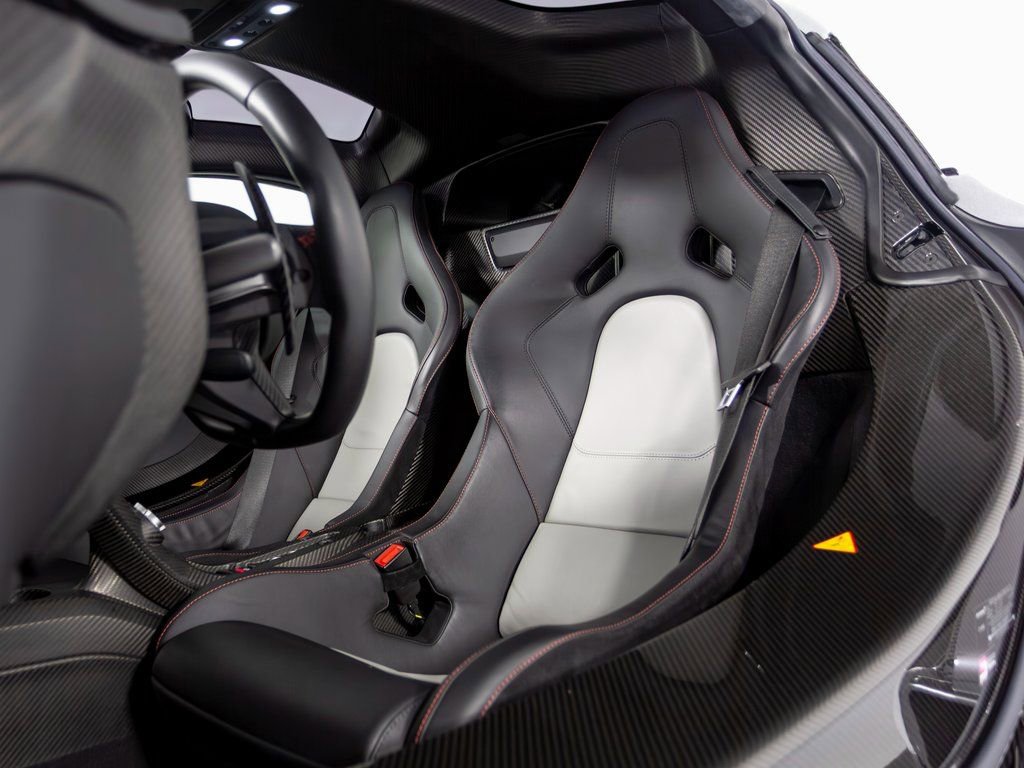 Used 2014 McLaren P1 photo 45