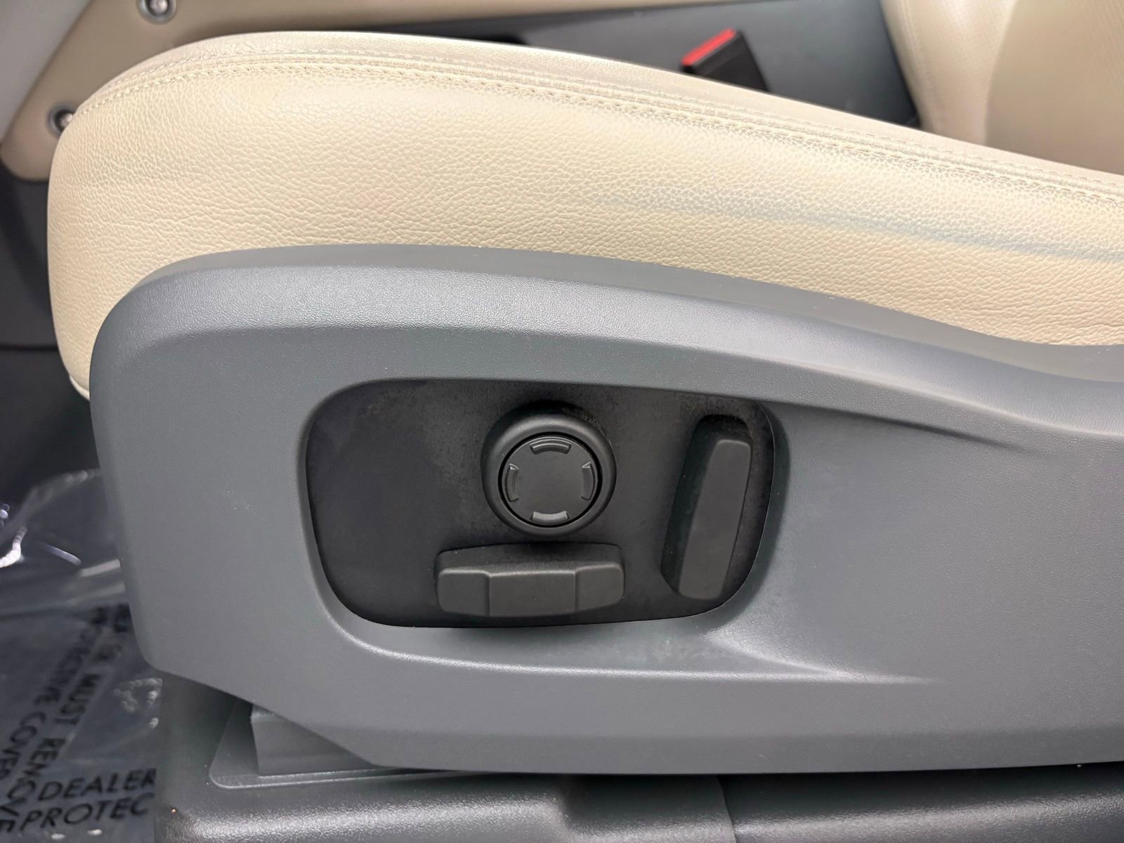 2024 Land Rover Defender 110 S