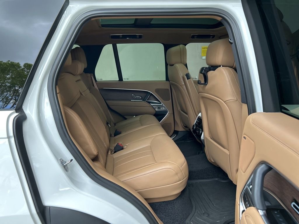2023 Land Rover Range Rover SE