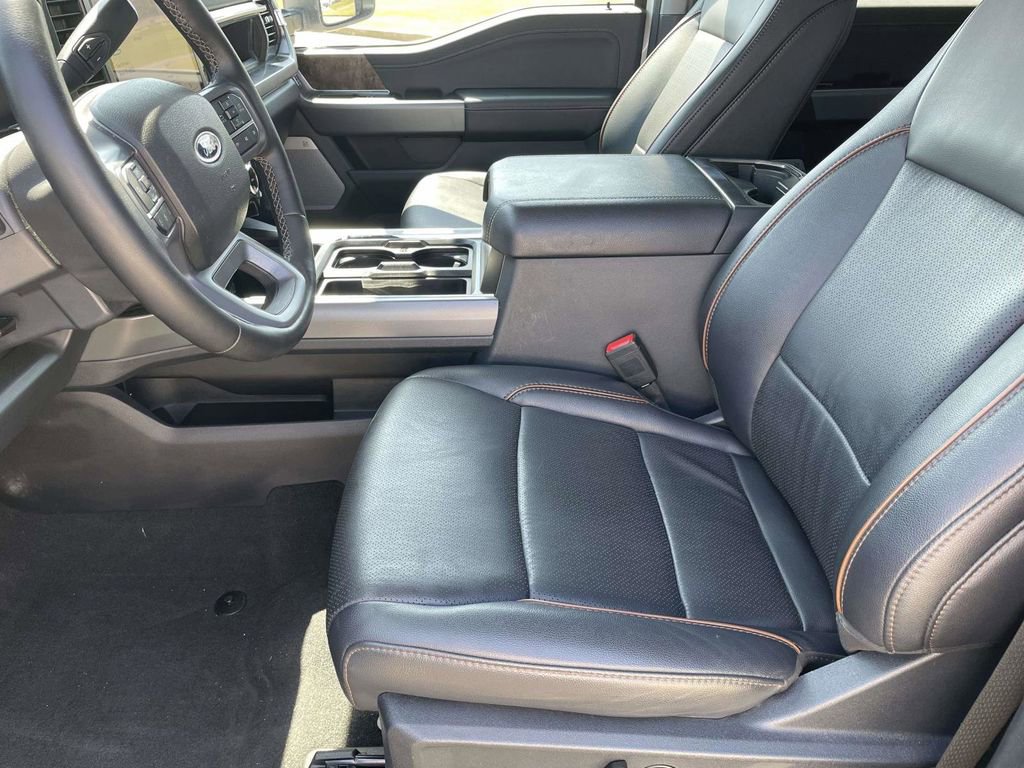 2025 Ford F350 Lariat