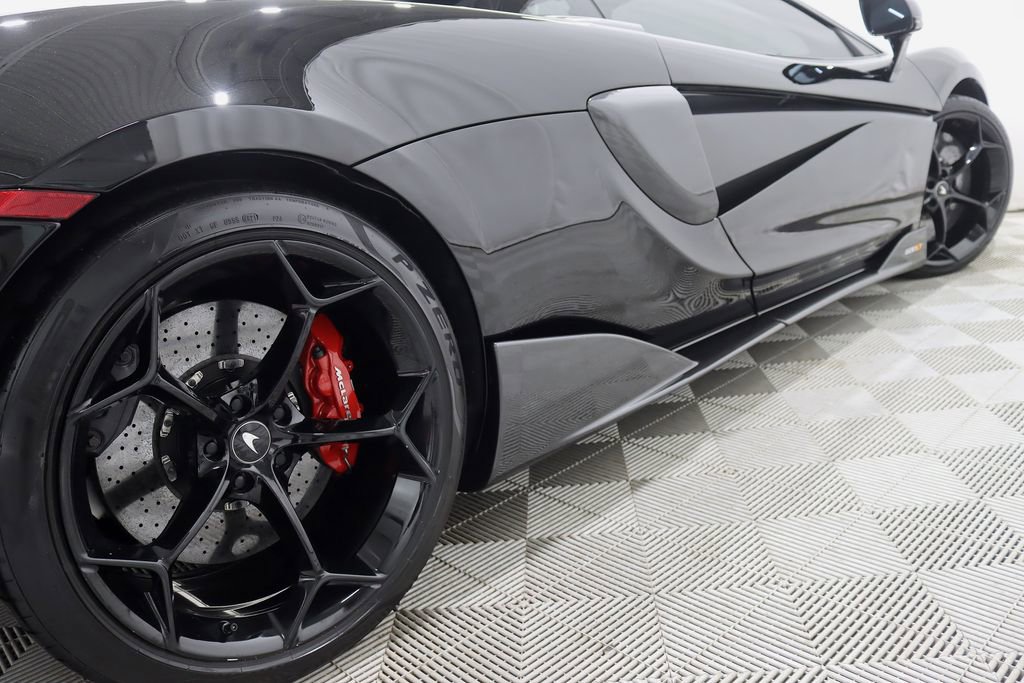 Used 2019 McLaren 600LT photo 13