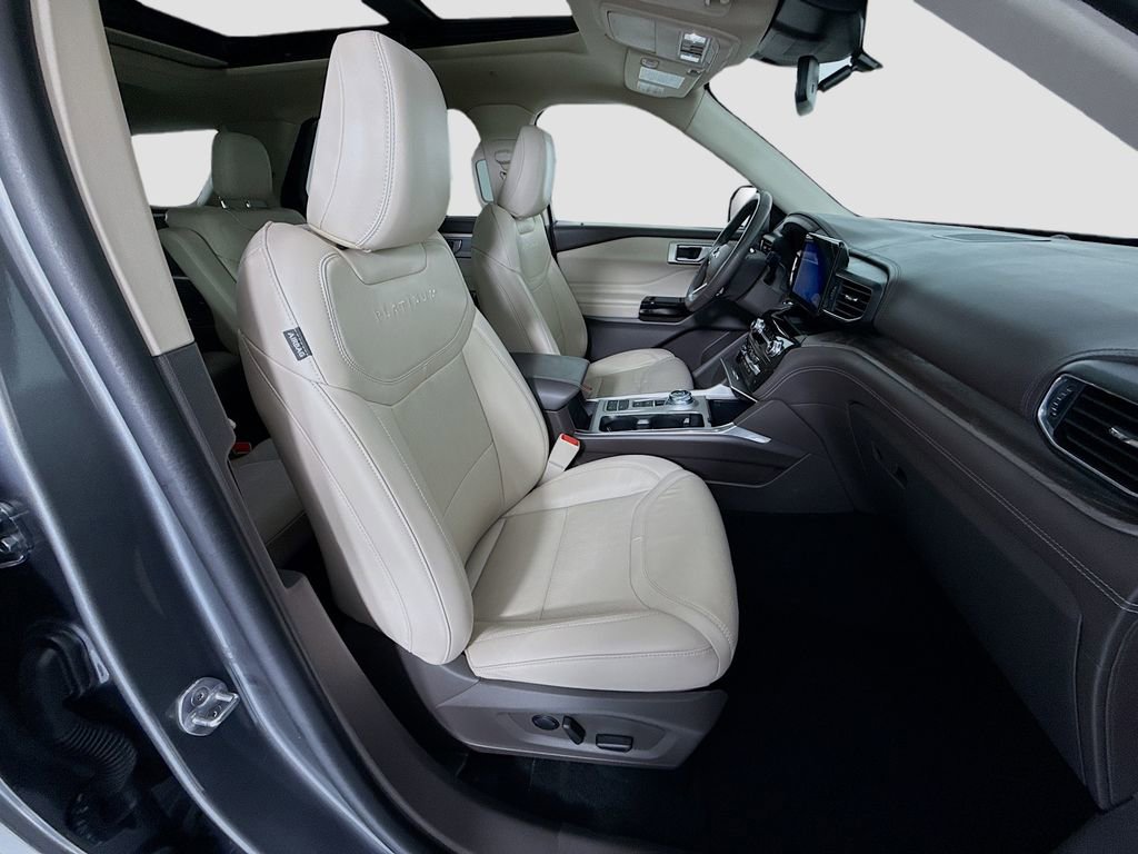 2023 Ford Explorer Platinum