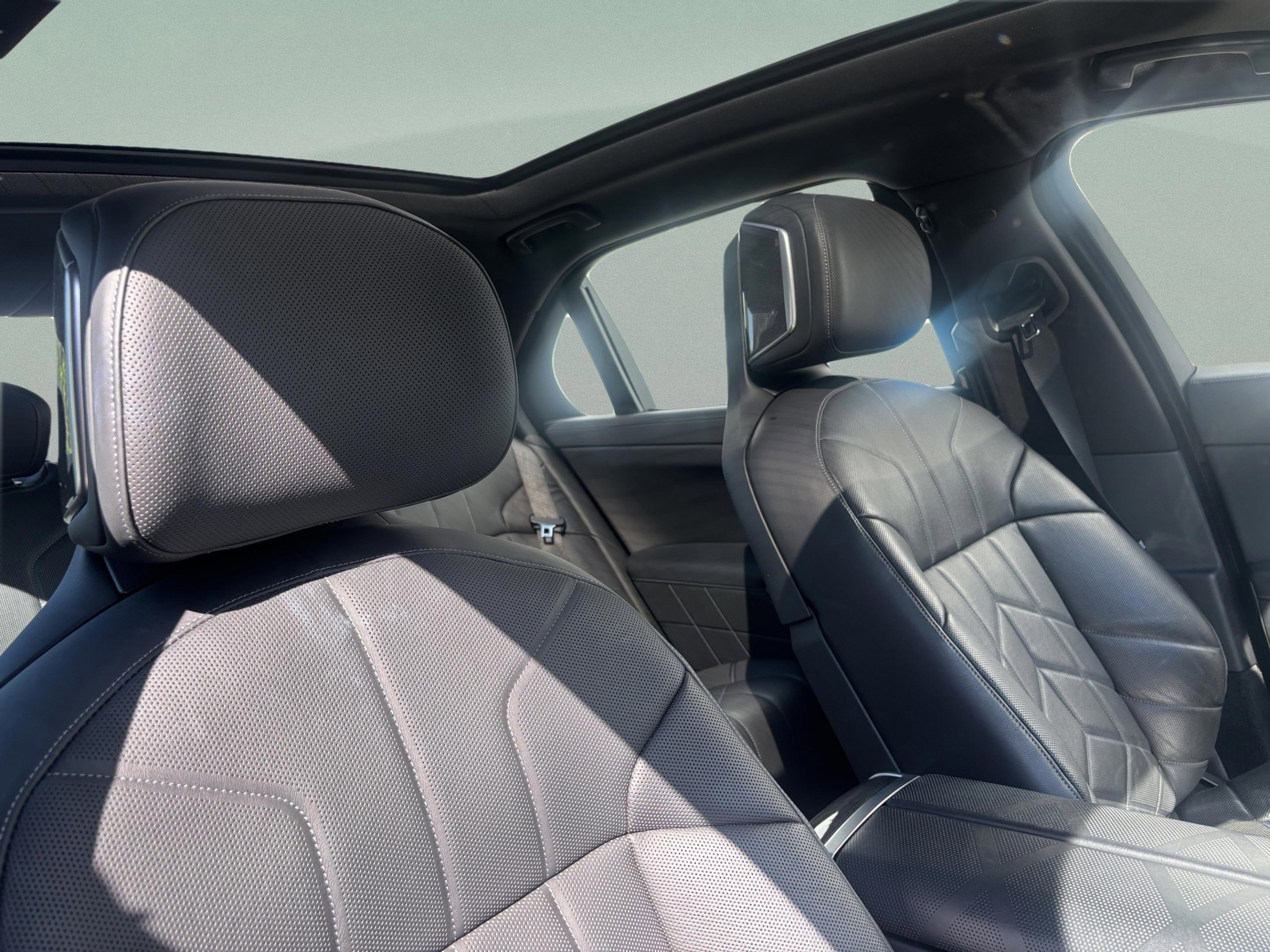 2023 BMW 760i xDrive