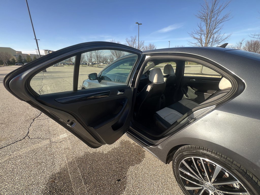 2015 Volkswagen Jetta Sport