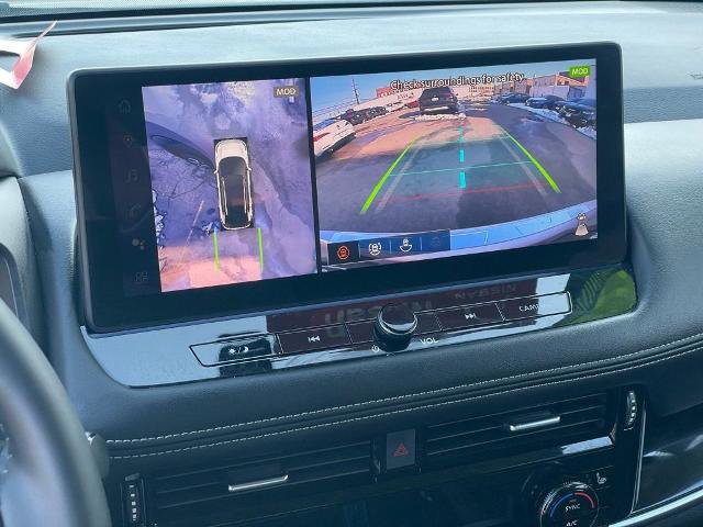 2025 Nissan Rogue SL