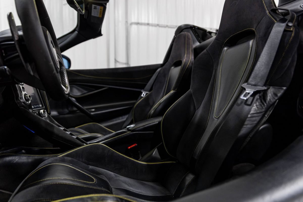 Used 2020 McLaren 720S Spider photo 14