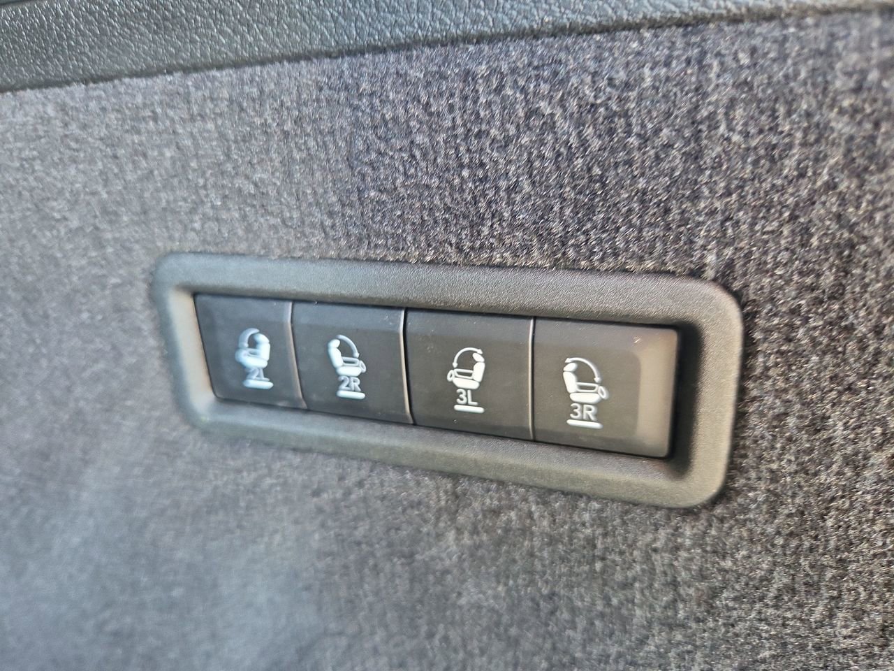 2024 Jeep Grand Wagoneer Series II