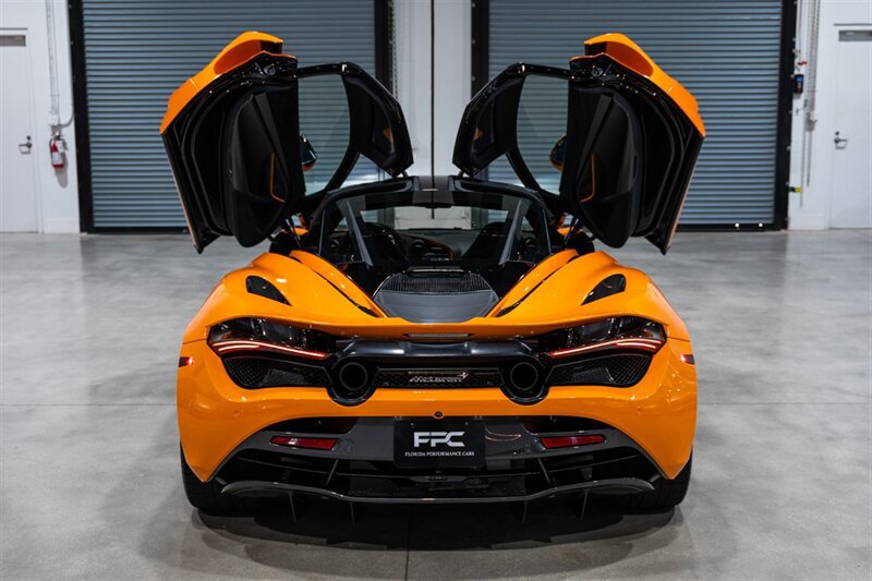 Used 2019 McLaren 720S Performance photo 34