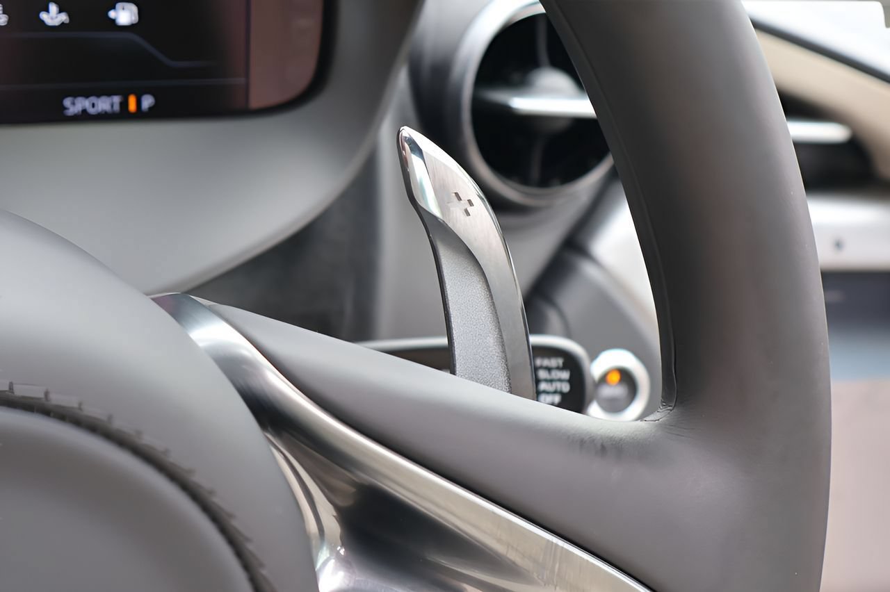 New 2026 McLaren 750S photo 15