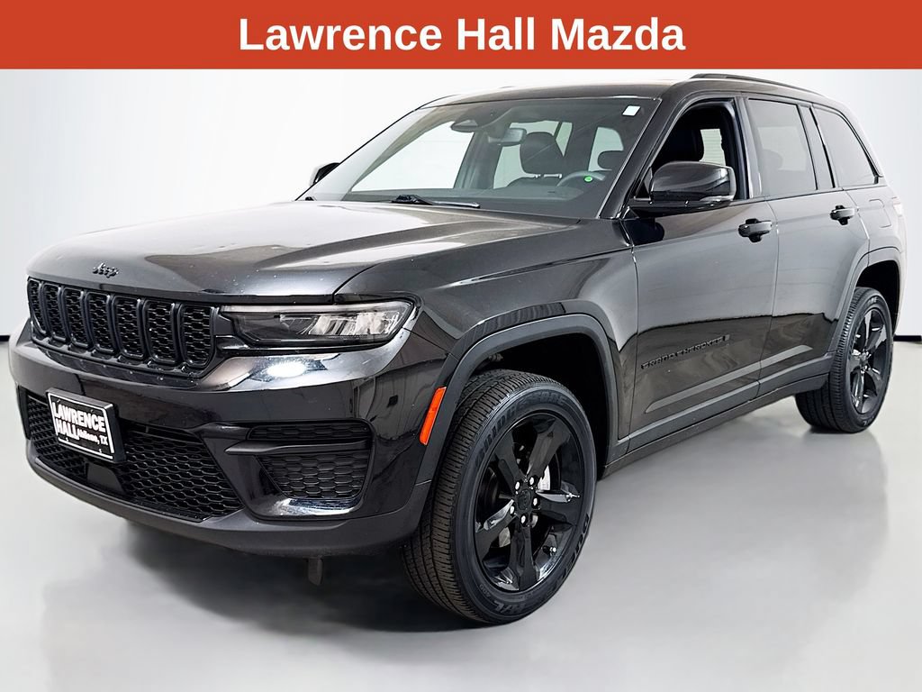Used 2023 Jeep Grand Cherokee Altitude