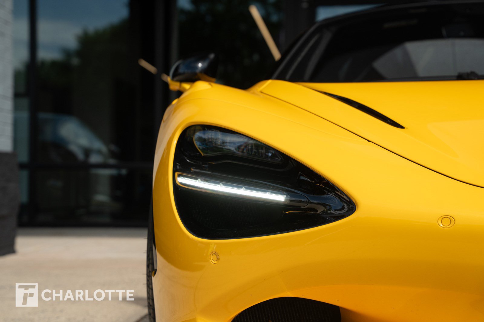 Used 2025 McLaren 750S 3