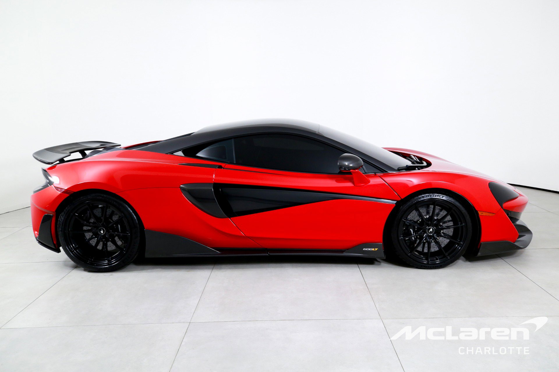 Used 2019 McLaren 600LT photo 10