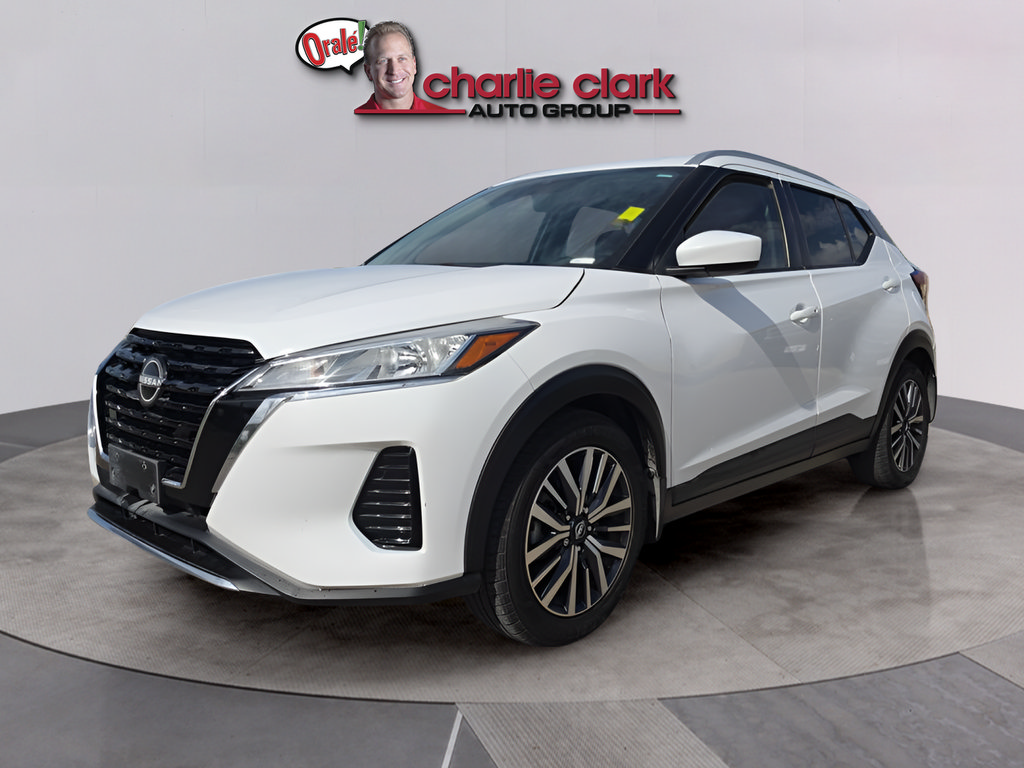 Used 2024 Nissan Kicks SV