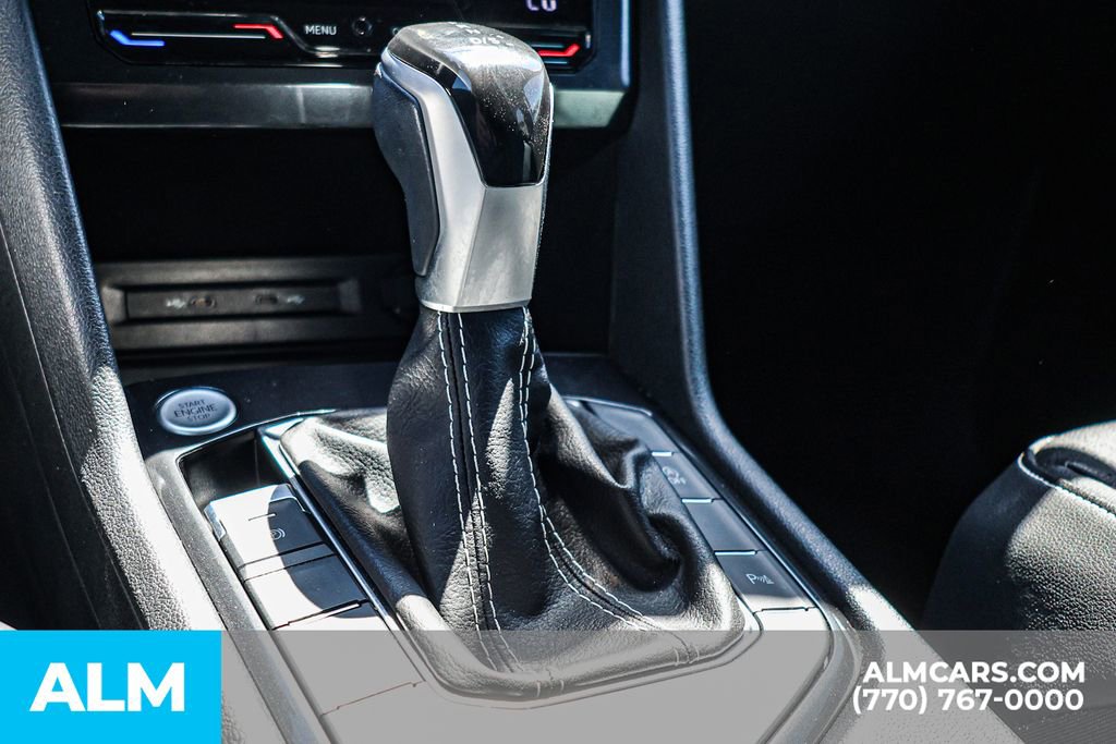 2023 Volkswagen Tiguan SE R-Line