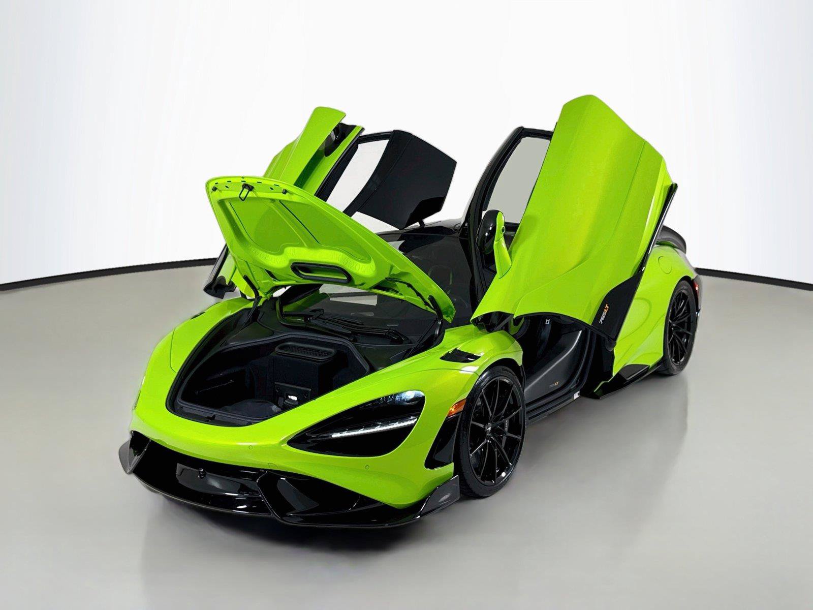Used 2021 McLaren 765LT photo 37