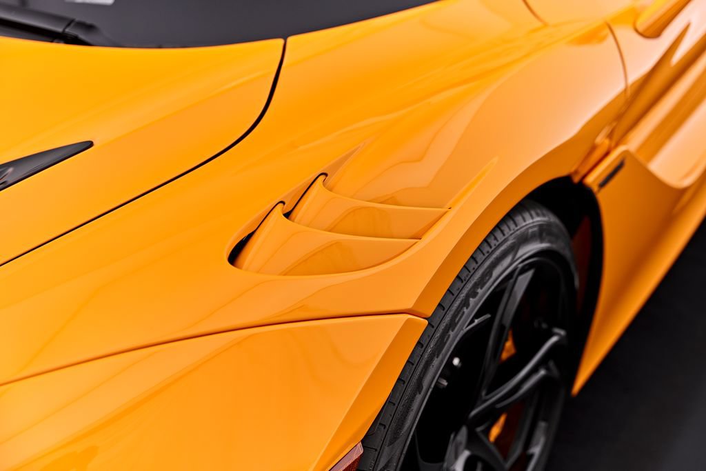 Used 2025 McLaren 750S Spider photo 36
